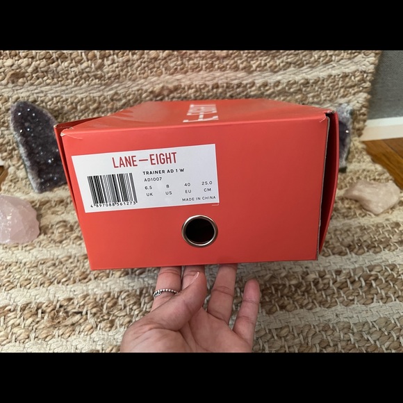 Lane Eight Trainer AD 1 - Picture 8 of 8